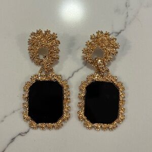 Luxurious Faux Gold & Black Statement Earrings – Bold Fashion Jewelry